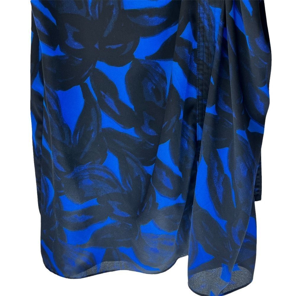 H Halston Top‎ - Picture 3 of 6